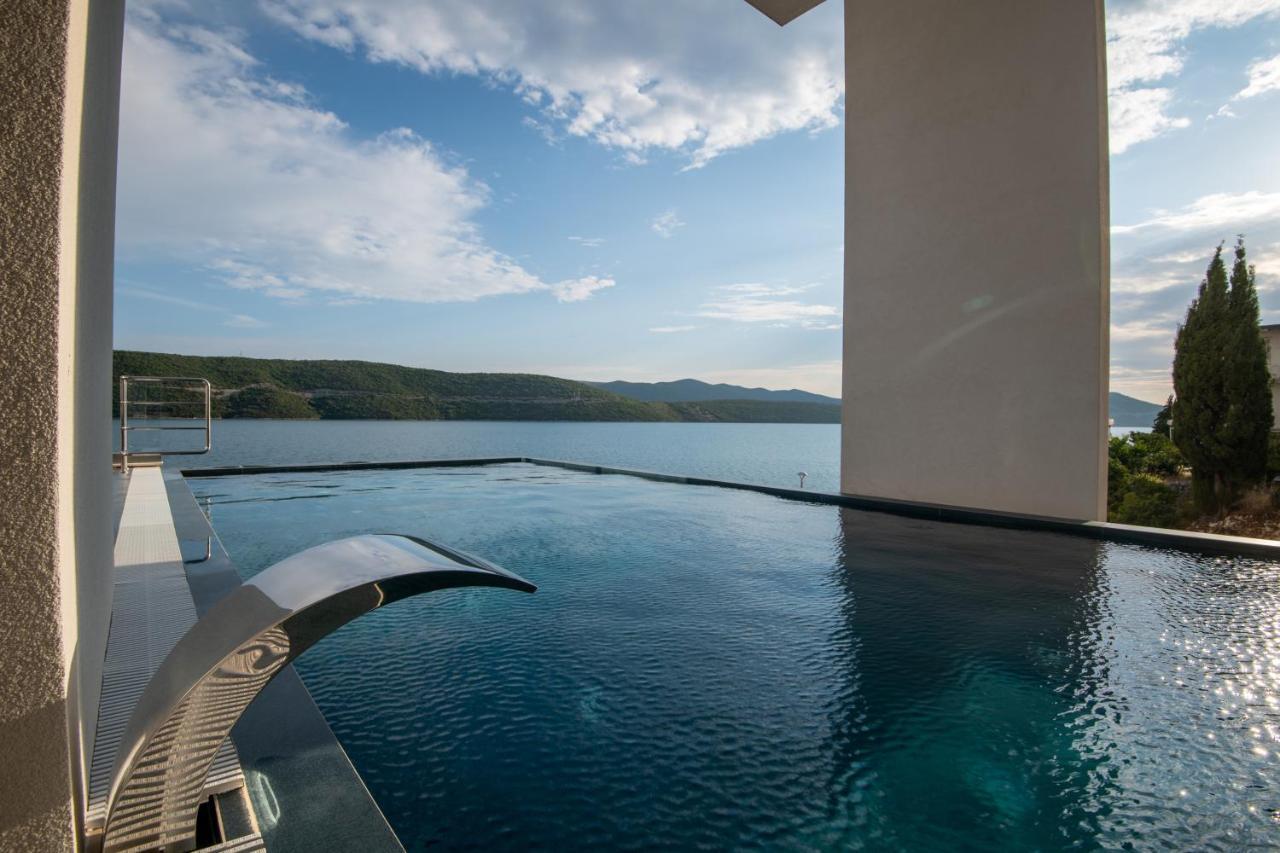 Hotel Vapore เนอุม ภายนอก รูปภาพ
