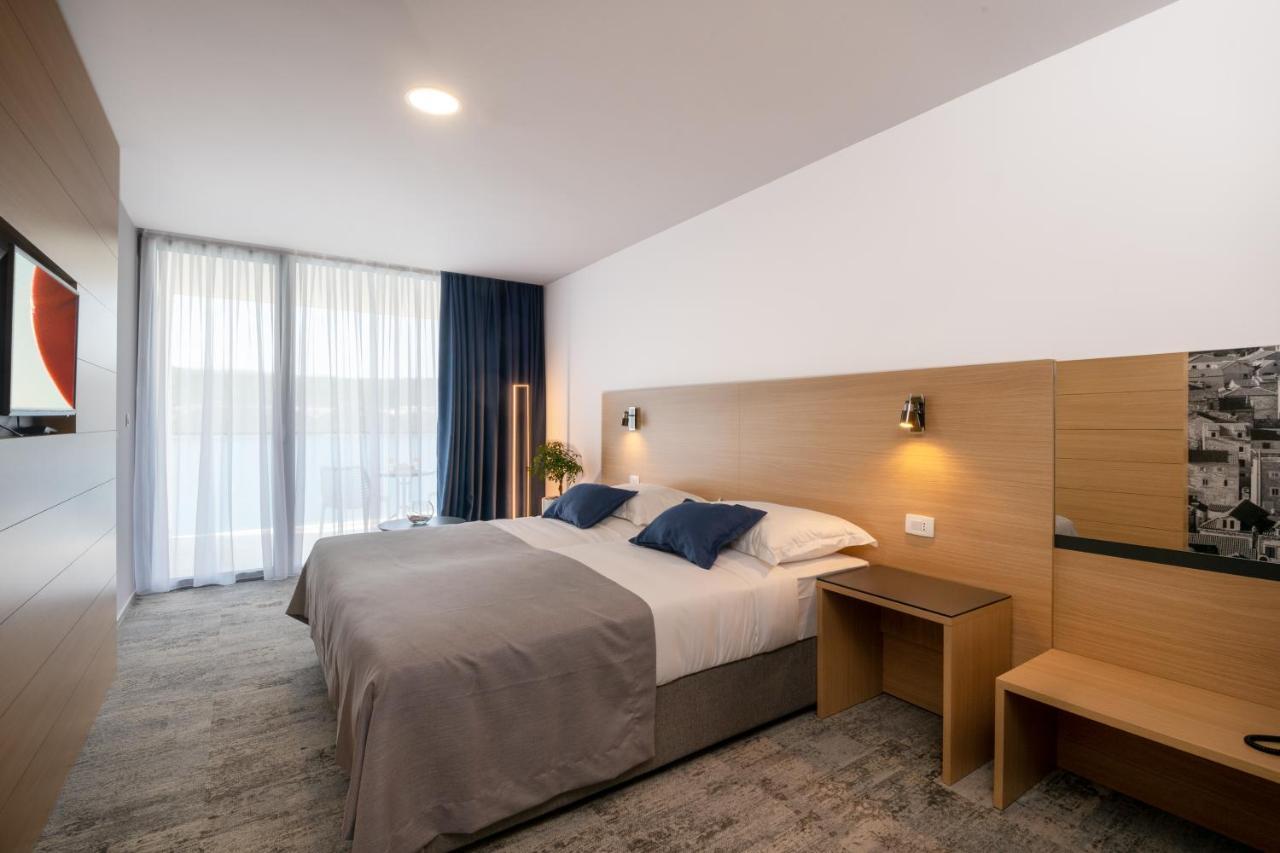 Hotel Vapore เนอุม ภายนอก รูปภาพ