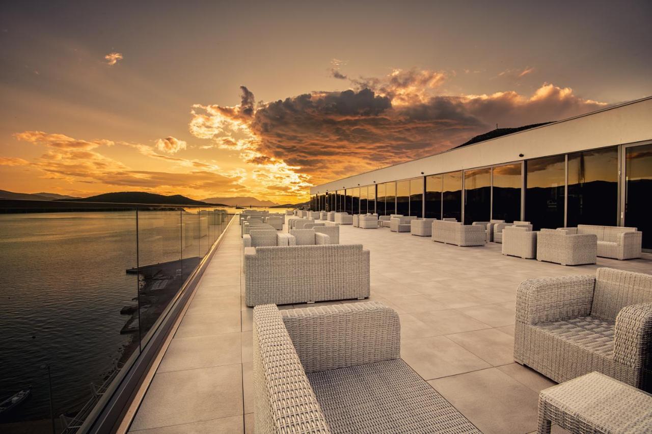 Hotel Vapore เนอุม ภายนอก รูปภาพ