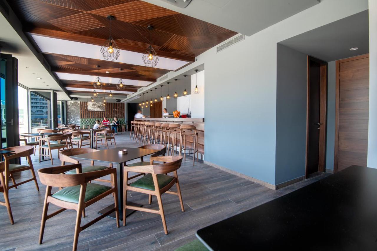 Hotel Vapore เนอุม ภายนอก รูปภาพ