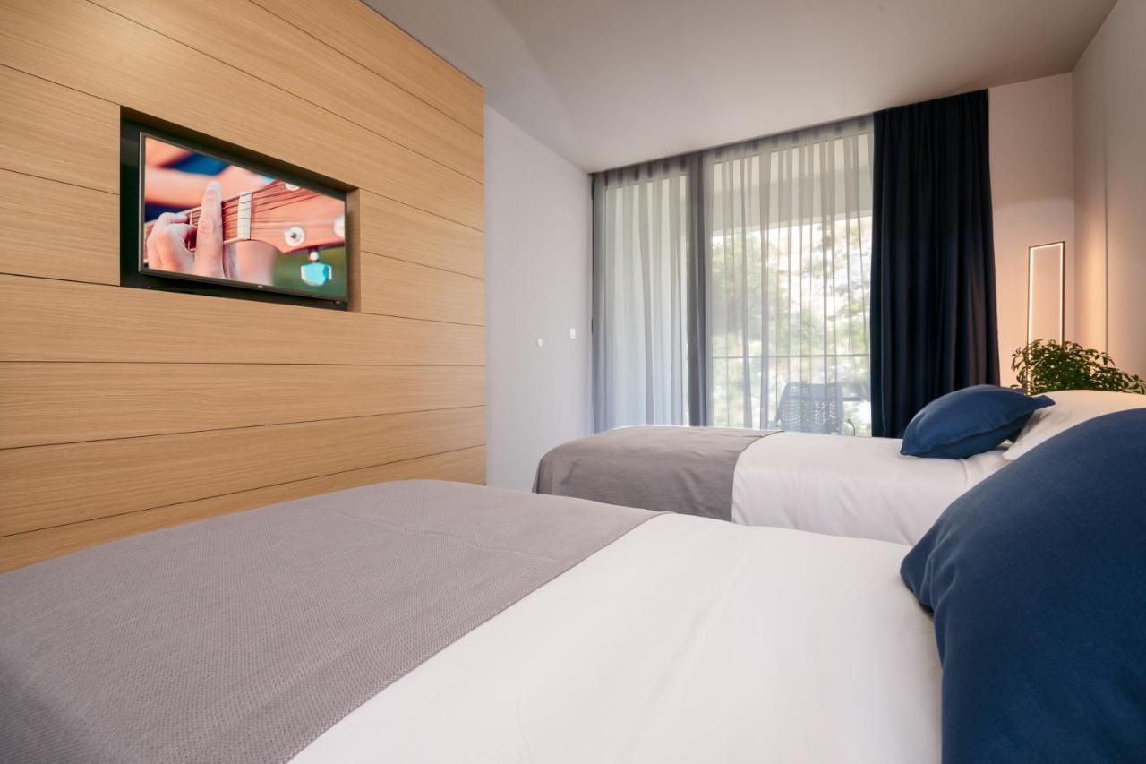 Hotel Vapore เนอุม ภายนอก รูปภาพ