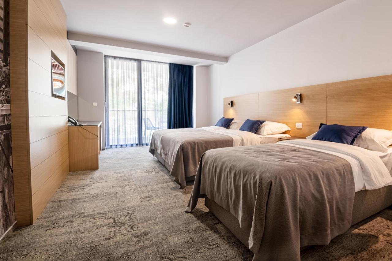 Hotel Vapore เนอุม ภายนอก รูปภาพ